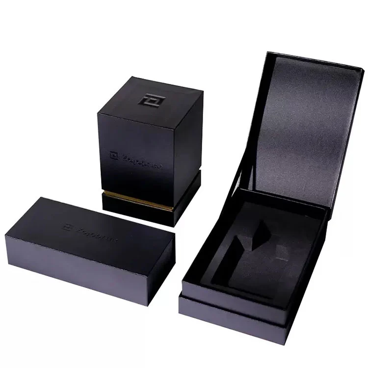 Boîte-cadeau rigide noire de luxe avec insert EVA
